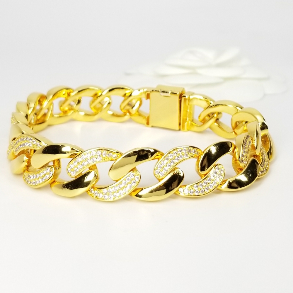 NWT 18K Gold Chain Bracelet NEW
